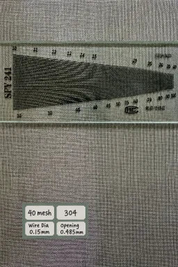 40 mesh SS304 wire mesh reference, 0.15 mm wire and 0.485 mm labeled opening