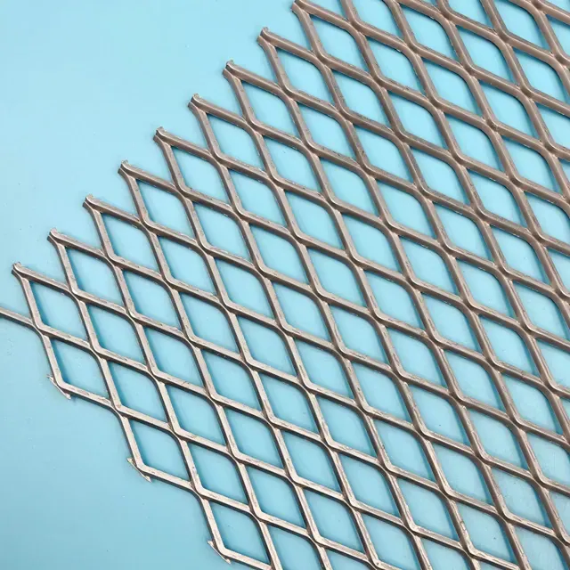 Expanded metal mesh sheet