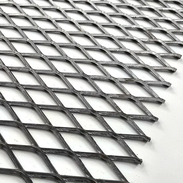 Raised stainless steel expanded metal